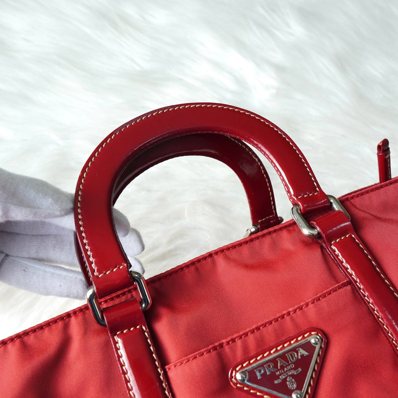 プラダ ハンドバッグ レッド - NEWSED