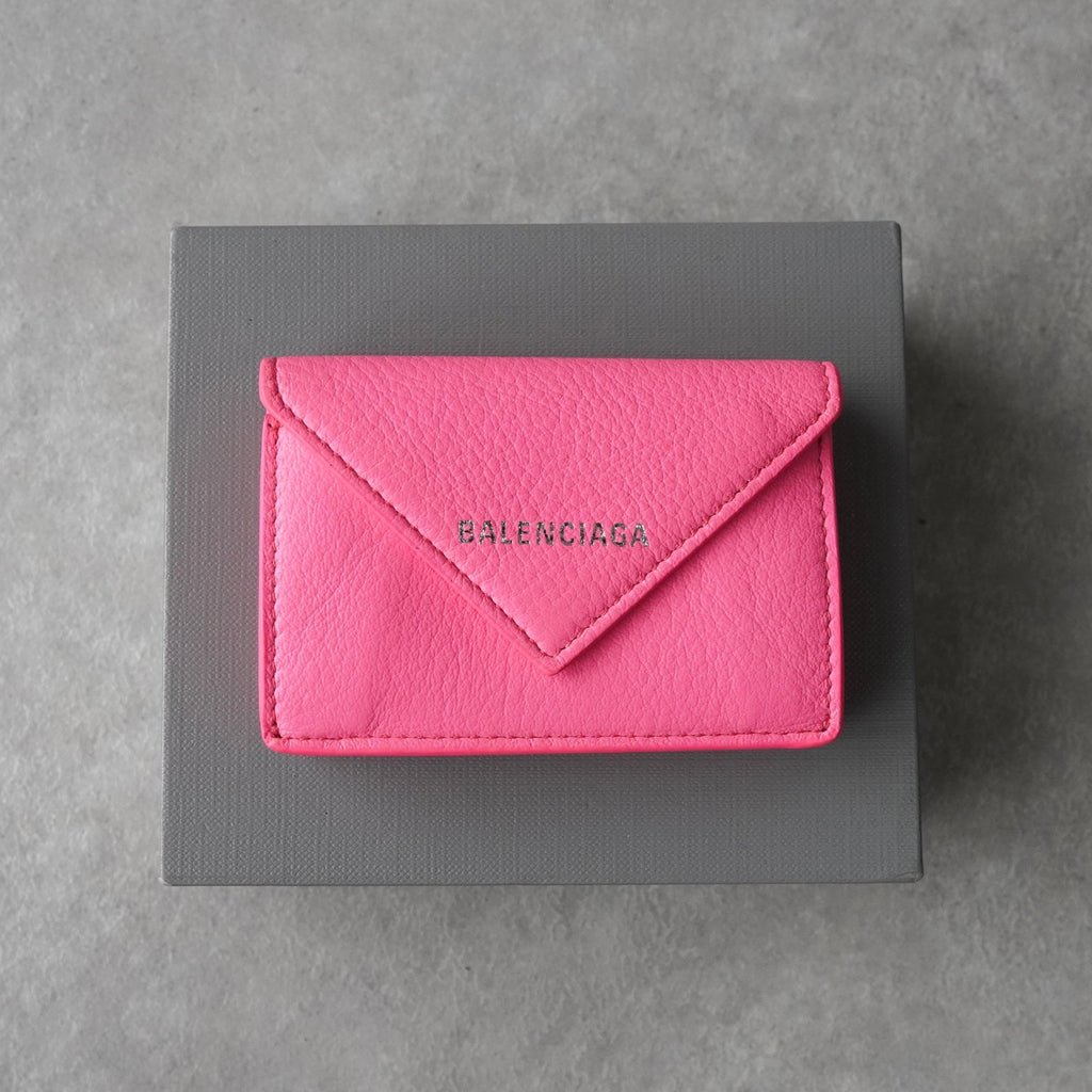 Balenciaga Paper Mini Logo Leather Compact Wallet Bi-fold Wallet Beige