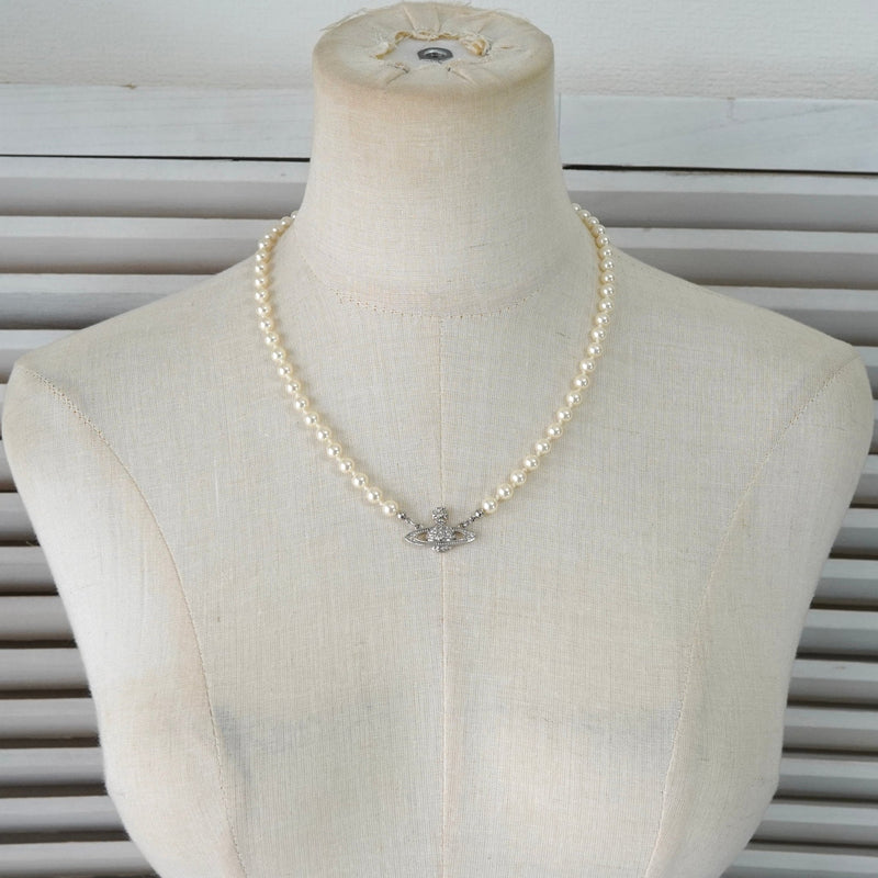 ヴィヴィアン ウエストウッド オーブ ラインストーン パール ネックレス チョーカー - NEWSED