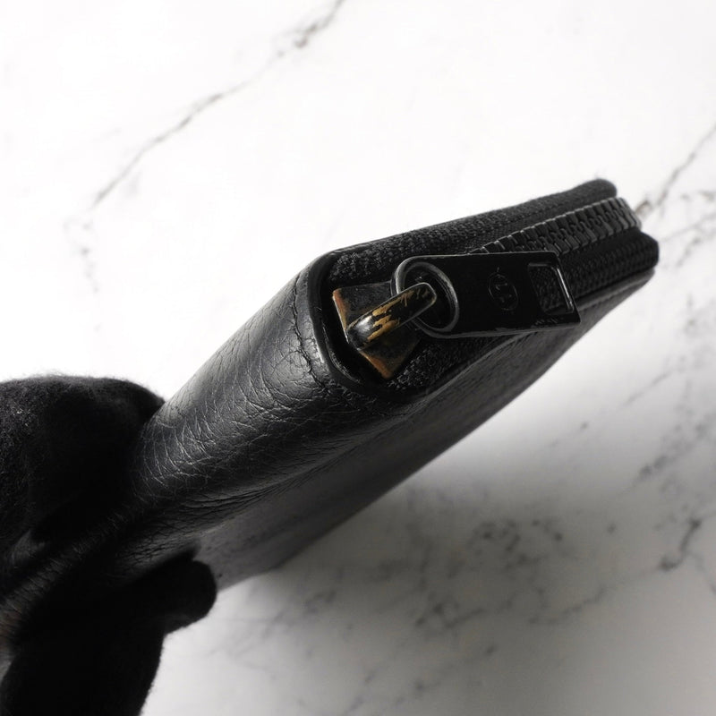 メゾン マルジェラ 四つタグ レザー ラウンドジップ コンパクトウォレット ブラック - NEWSED