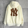 エムエルビー コリア ニューヨークヤンキース フーデッド ボアジャケット アイボリー