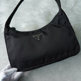 プラダ ミニ ハンドバッグ ブラック - NEWSED