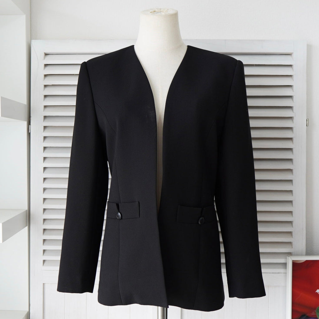クロエ ブラックフォーマル ノーカラージャケット 総裏地