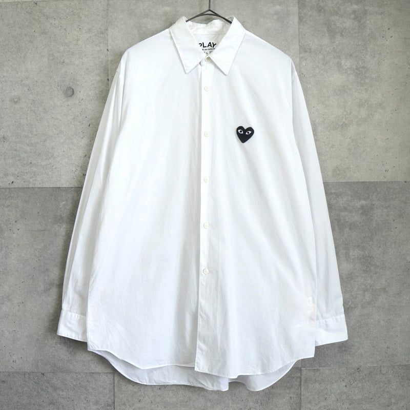 プレイ コム デ ギャルソン ハートロゴ 長袖シャツ ホワイト / ブラック - NEWSED