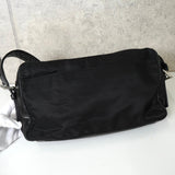 プラダ テスート ポコノ ナイロン サフィアーノレザー トライアングルロゴ ショルダーバッグ ブラック - NEWSED