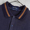 Fred Perry 徽标刺绣海军蓝/驼色短袖 Polo 衫