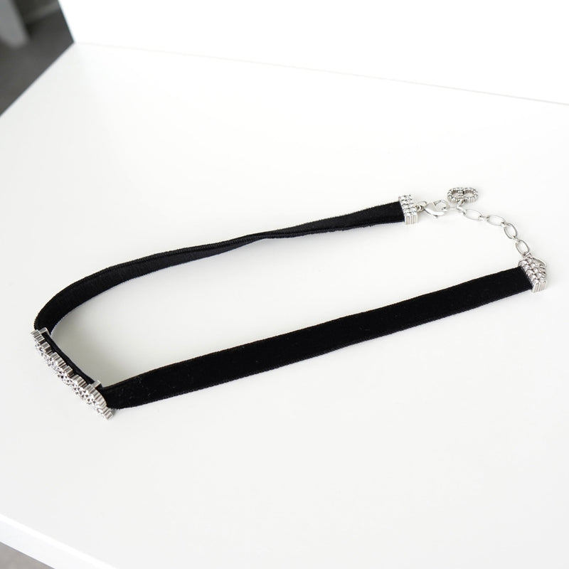 クリスチャン ディオール ラインストーン ベルベット チョーカー ブラック - NEWSED