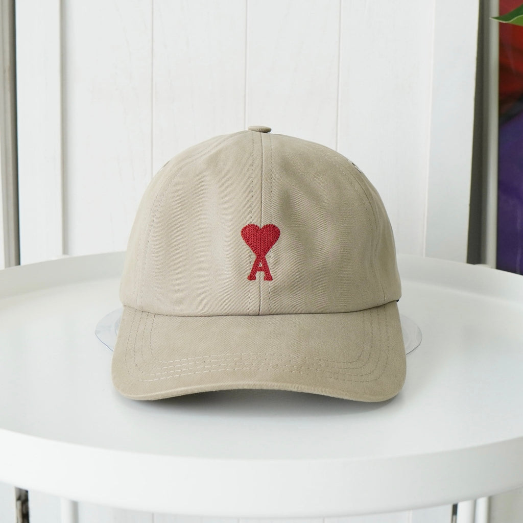 アミパリ アミ パリス ハートロゴ キャップ ベージュ