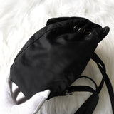 プラダ ポコノ テスート ナイロン ミニリュックサック トライアングルロゴ ブラック - NEWSED