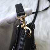 ロエベ アナグラム レザー ショルダーバッグ ポシェット ブラック - NEWSED