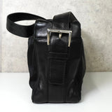 プラダ テスート ポコノ ナイロン サフィアーノレザー トライアングルロゴ ショルダーバッグ ブラック - NEWSED