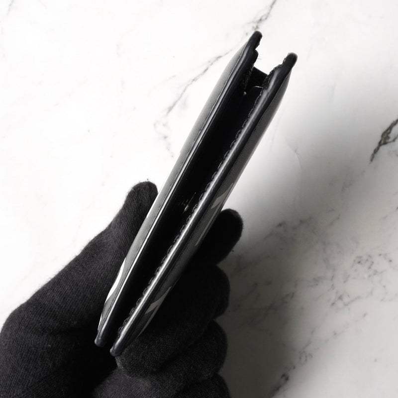 メゾン マルジェラ カレンダーロゴ レザー 二つ折り財布 コンパクトウォレット ブラック 箱付き - NEWSED