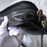 ロエベ アナグラム レザー ショルダーバッグ ポシェット ブラック - NEWSED