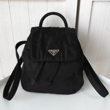 プラダ ポコノ テスート ナイロン ミニリュックサック トライアングルロゴ ブラック - NEWSED