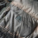 ナイキ エーシージー カモ柄 リアルツリー フーデッド ダウンジャケット カーキ - NEWSED