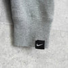 Nike 半拉链徽标连帽衫，灰色