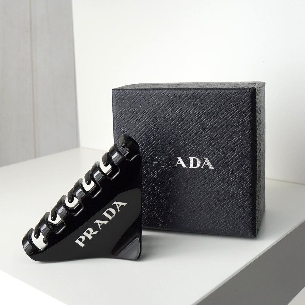プラダ ロゴ ヘアクリップ バレッタ 髪留め ヘアアクセサリー ブラック 箱付き