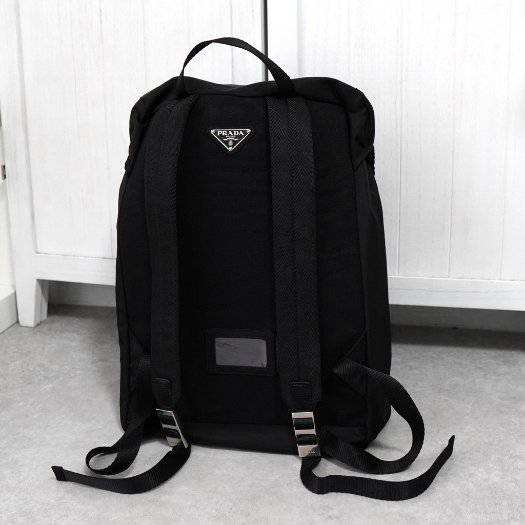 Prada Pocono Tessuto 尼龙背包 背包 三角形徽标 黑色