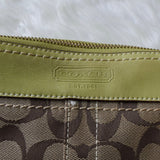 コーチ シグネチャー キャンバス ショルダーバッグ ベージュ / グリーン - NEWSED