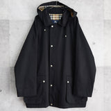 バーバリー フーデッド コート 撥水性 ノバチェック裏地 フード取り外し可能 ホースロゴボタン ブラック - NEWSED