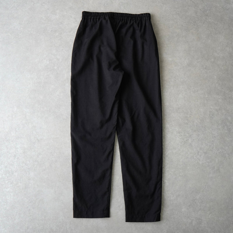 メゾンキツネ 薄手 ツータック イージースラックス ブラック - NEWSED