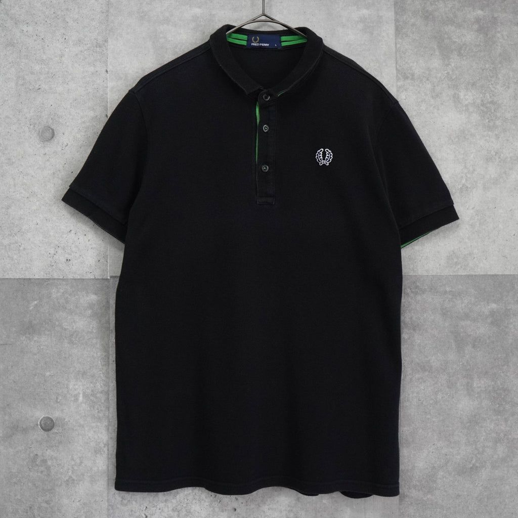 フレッドペリー ロゴ刺繍 半袖ポロシャツ ブラック × グリーン