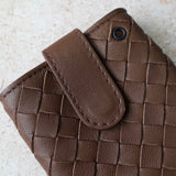 ボッテガ ヴェネタ イントレチャート レザー マルチケース ブラウン - NEWSED