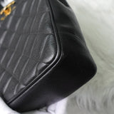 シャネル ターンロック マトラッセ キャビアスキン トートバッグ ブラック - NEWSED