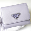 プラダ トライアングルロゴ サフィアーノレザー 二つ折り財布 パープル