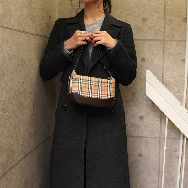 バーバリー ノバチェック ナイロンキャンバス / レザー ワンショルダーバッグ ベージュ / ブラウン - NEWSED