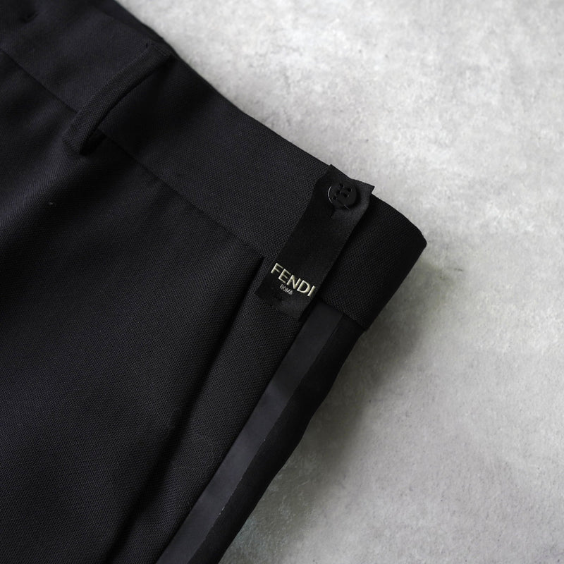 フェンディ ライン セットアップ スーツ メンズ ブラック / グレー - NEWSED