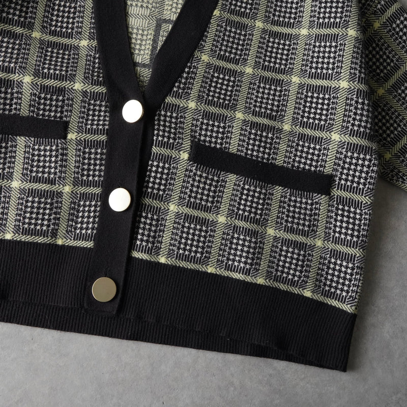 アルマーニ エクスチェンジ 千鳥格子柄 ニット セットアップ カーディガン ショートパンツ レディース グレー - NEWSED