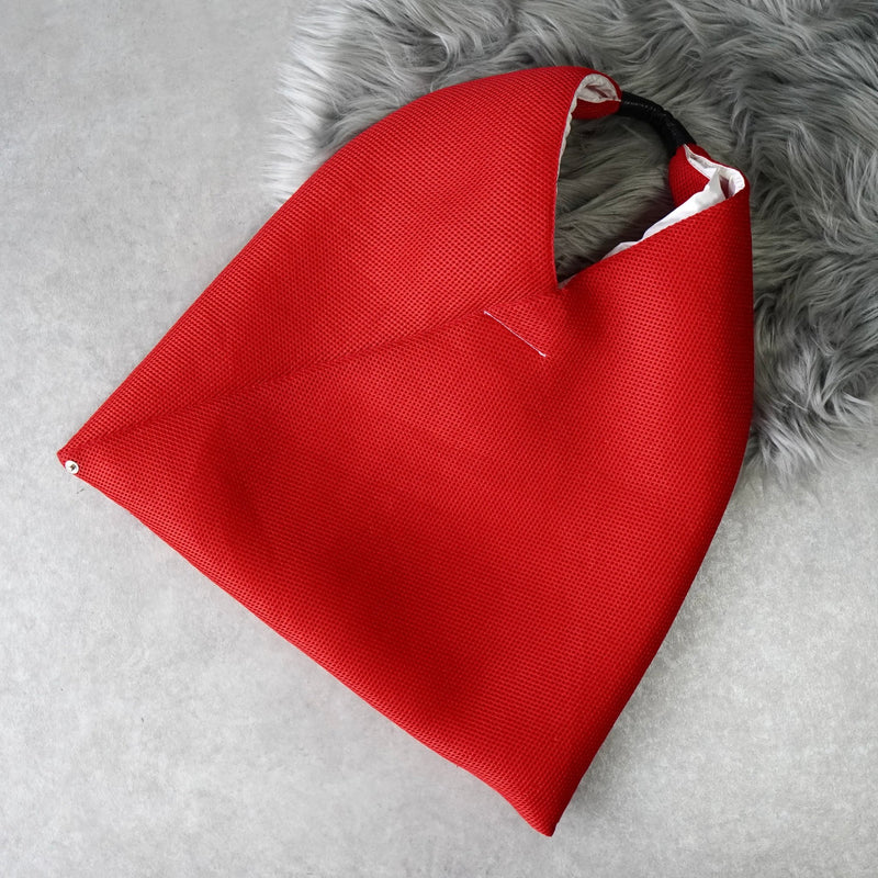 メゾンマルジェラ エムエムシックス メッシュ ジャパニーズバッグ クラシック レッド - NEWSED