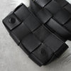 Bottega Veneta Maxine Treciato 卡式包，皮革单肩包/腰包，黑色