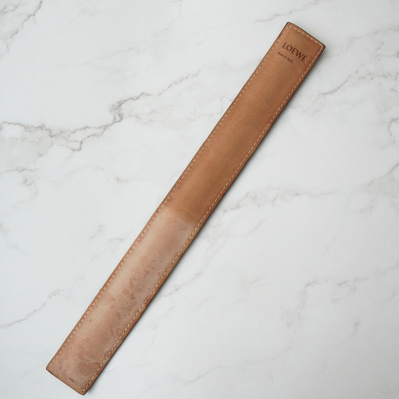 ロエベ アナグラム レザー マグネット バングル ブラック - NEWSED