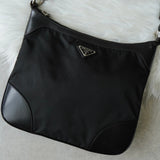 プラダ ポコノ テスート ナイロン / レザー トライアングルロゴ ショルダーバッグ ブラック - NEWSED