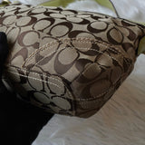 コーチ シグネチャー キャンバス ショルダーバッグ ベージュ / グリーン - NEWSED