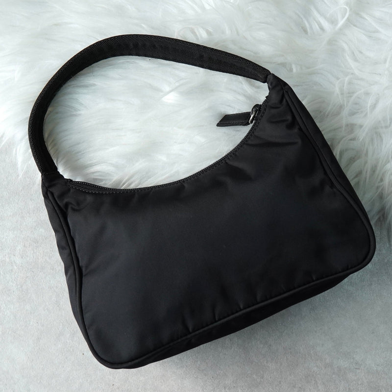 プラダ ミニ ハンドバッグ ブラック - NEWSED