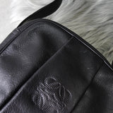 ロエベ アナグラム レザー ショルダーバッグ ポシェット ブラック - NEWSED