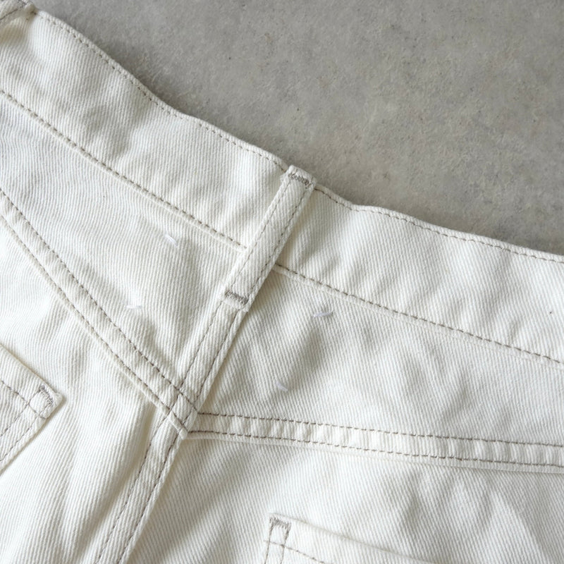 エムエムシックス メゾン マルジェラ スラッシュディティール ホワイト デニム ジーンズ - NEWSED