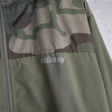 ステューシー カモ柄 ジップアップ ナイロンパーカー カーキ - NEWSED