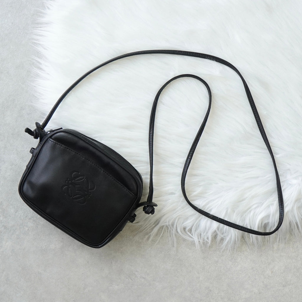 LOEWE ヴィンテージ アナグラム ナッパレザー ショルダーバッグ