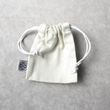 ロエベ アナグラム シルバー ブローチ 箱付き - NEWSED