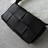 ボッテガ ヴェネタ マキシントレチャート カセットバッグ レザー ショルダーバッグ ウエストポーチ ブラック - NEWSED