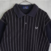 Fred Perry 徽标刺绣条纹短袖黑色 Polo 衫