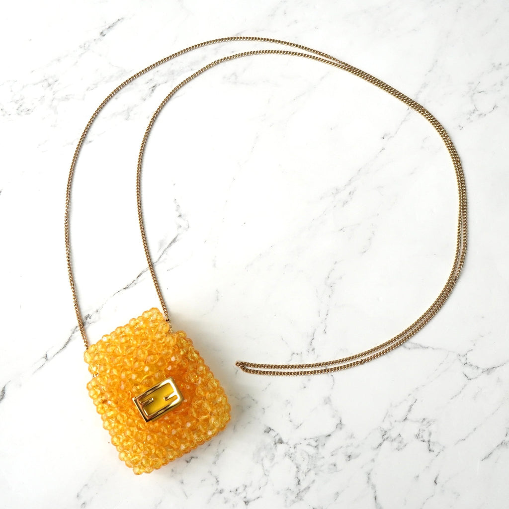 フェンディ マンマバケット ビーズ ピコサイズ ポーチ ミニバッグ イエロー