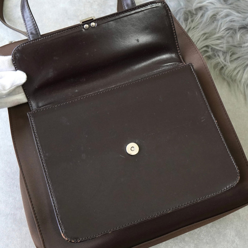 オールド クレージュ エナメル ナイロン レザー トートバッグ ブラウン カーキ - NEWSED