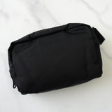 プラダ テスートナイロン / レザー 三角プレート ポーチ ブラック - NEWSED