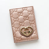 グッチ ラブリー グッチシマ パスケース カードケース ピンク - NEWSED