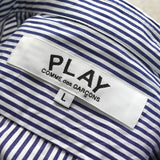 プレイ コムデギャルソン ハートロゴ ストライプ柄 長袖シャツ ネイビー タグ付き未使用品 - NEWSED